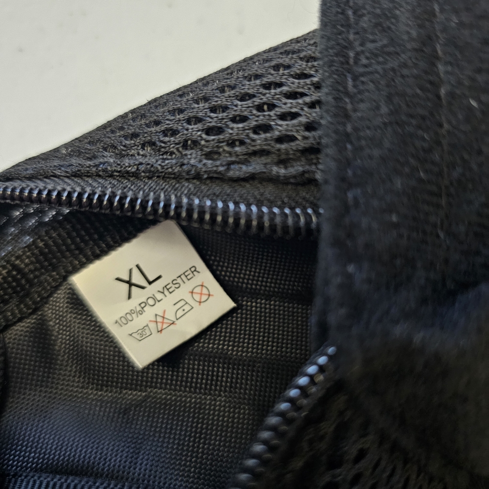 NWT Yapper Wrapper Front Pack Black Mesh Dog Cat Carrier - Picture 4 of 8
